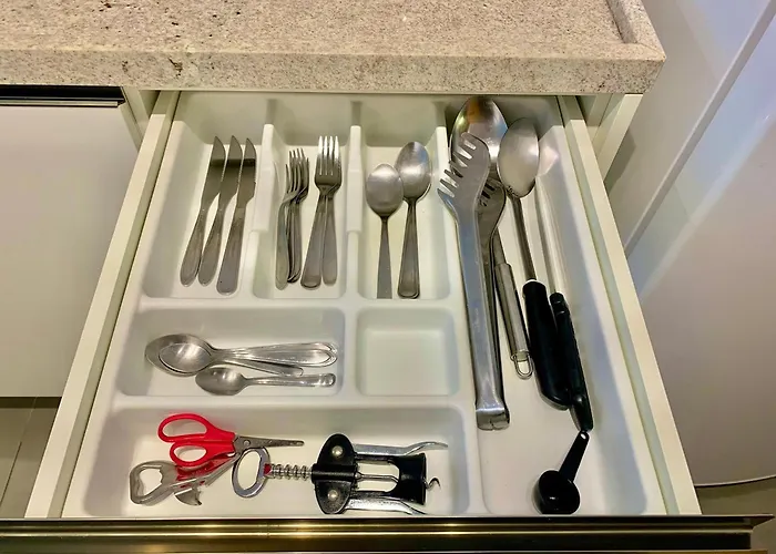 Liv - 705 Confortável E Completo Apartamento *